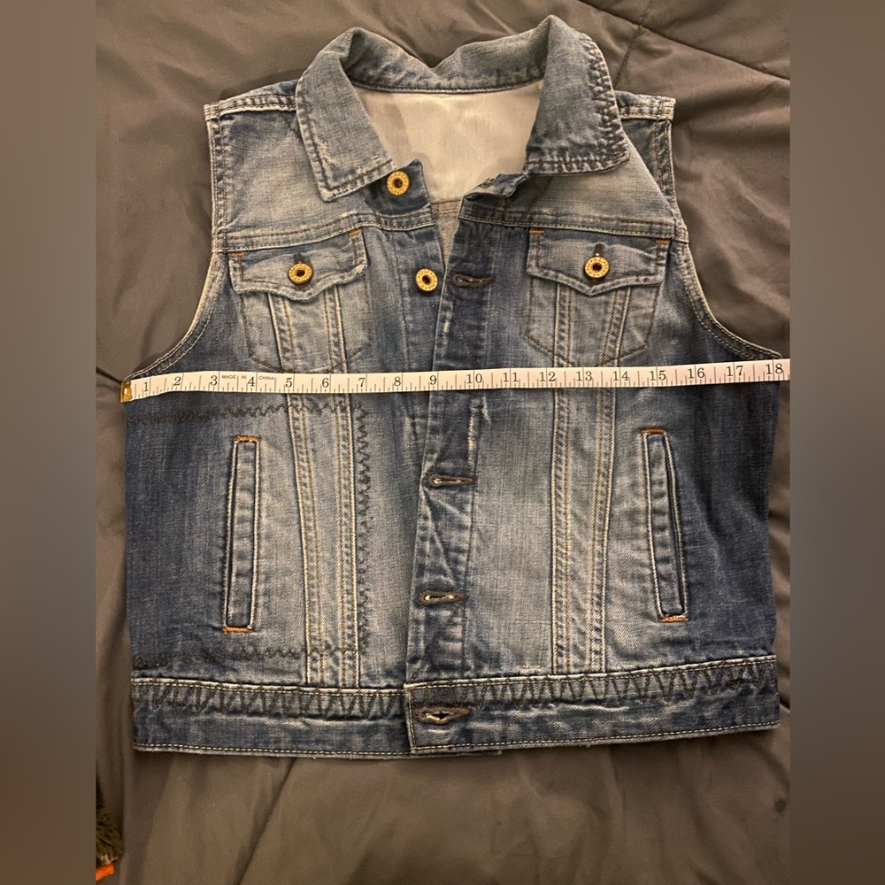 RL vest size S or XS see measurements